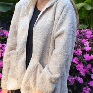 Cozy Cream Sherpa Women's Jacket